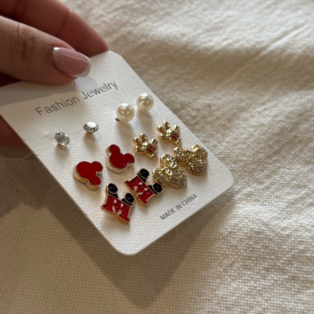 NWT Mickey Earring set ( 2Pck) - Picture 3 of 6